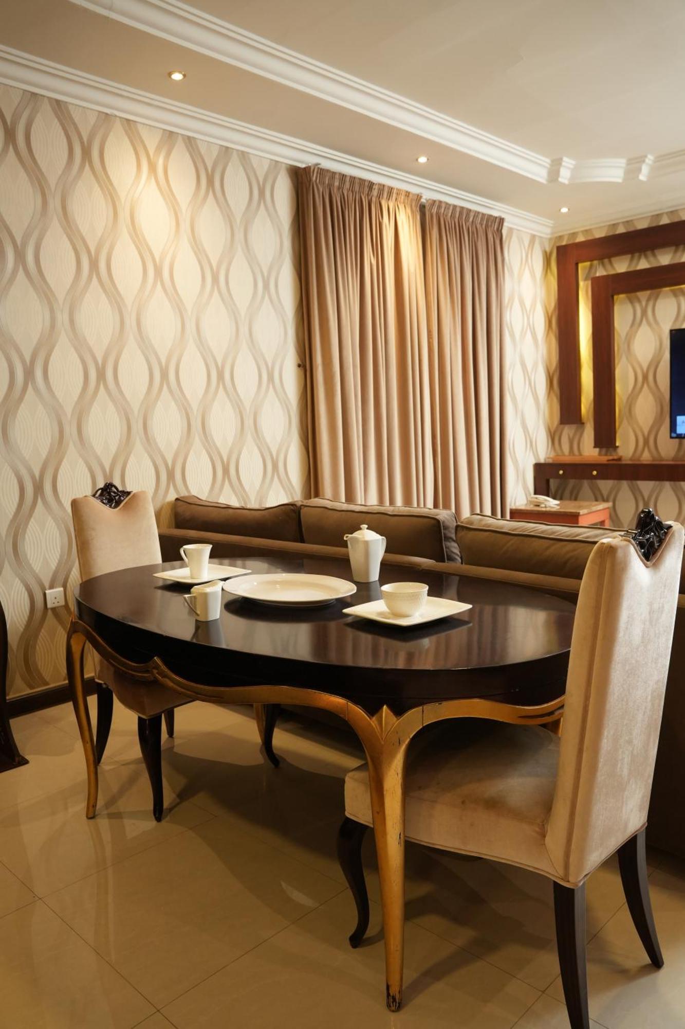 Al Joon Hotel Riyadh Exterior photo