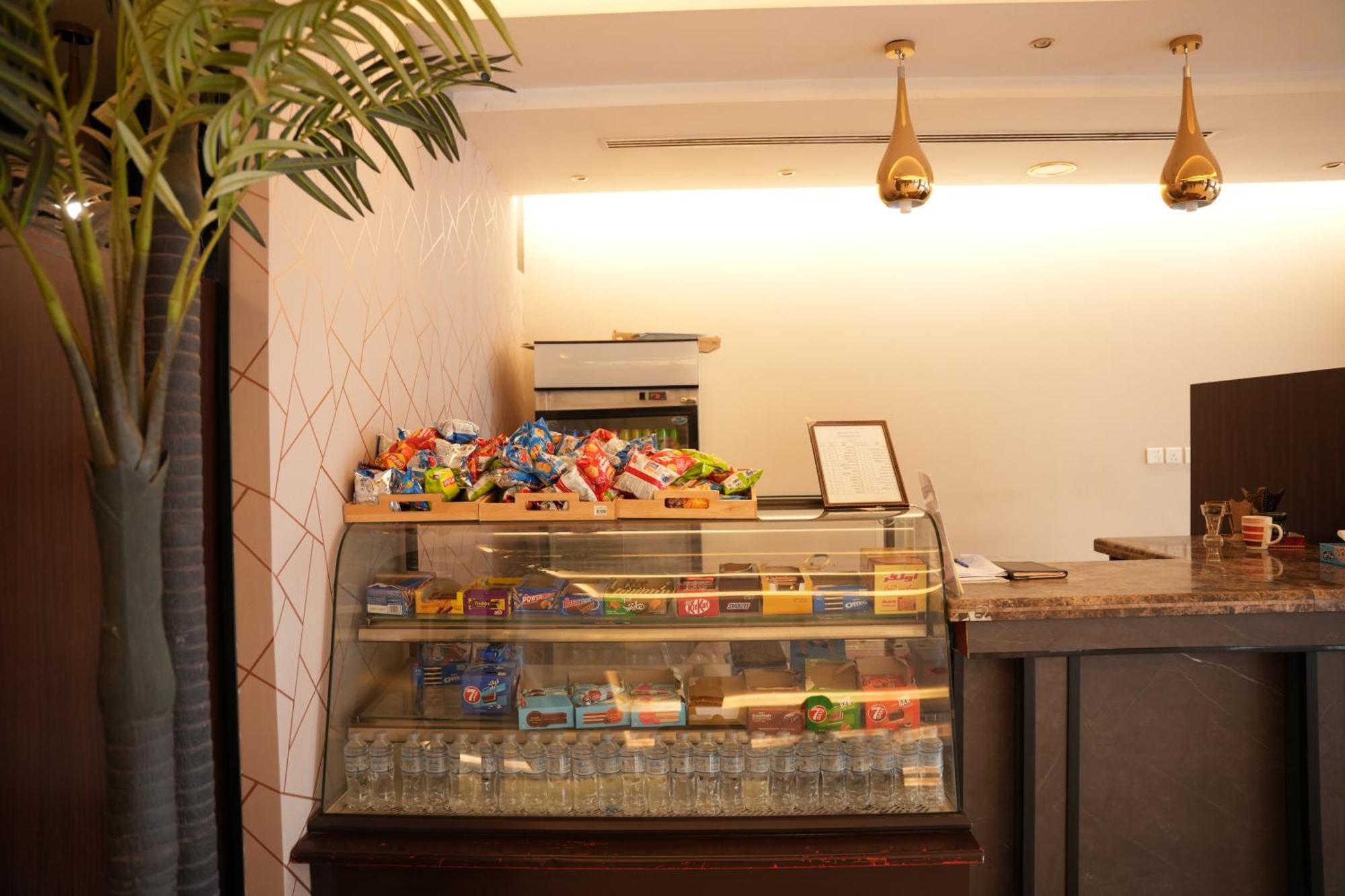 Al Joon Hotel Riyadh Exterior photo